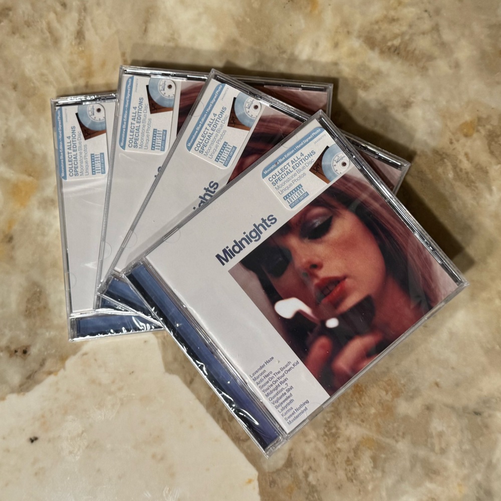 Taylor Swift: ***SIGNED*** Midnights Moonstone edition- BNWT